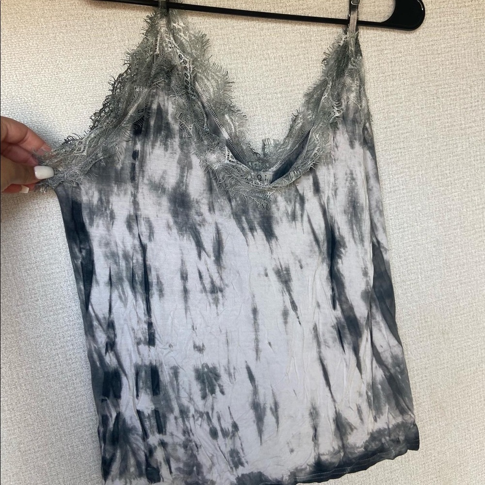 Black and white tie dye tank